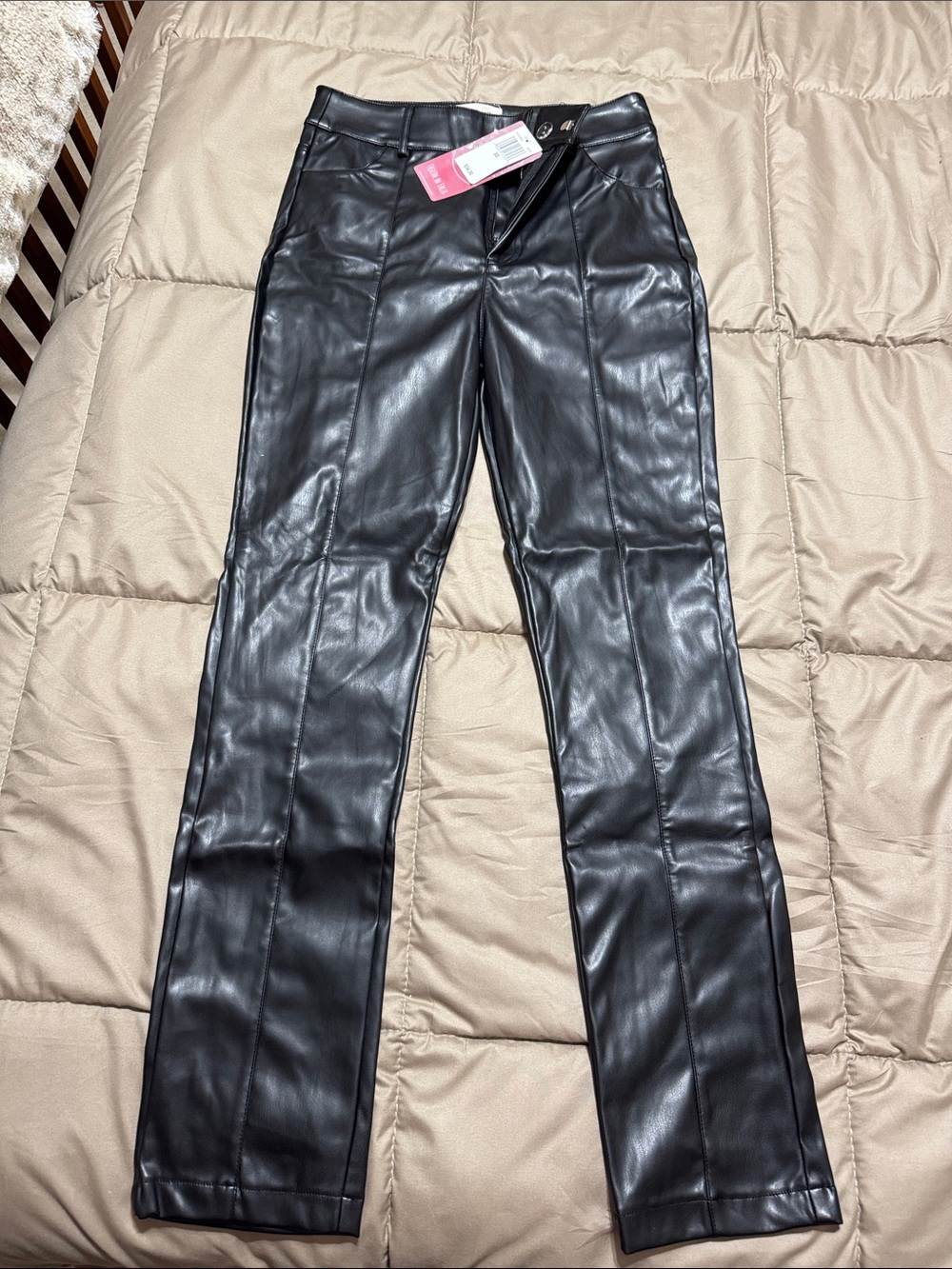 Faux Leather Straight-Leg Pants - Black